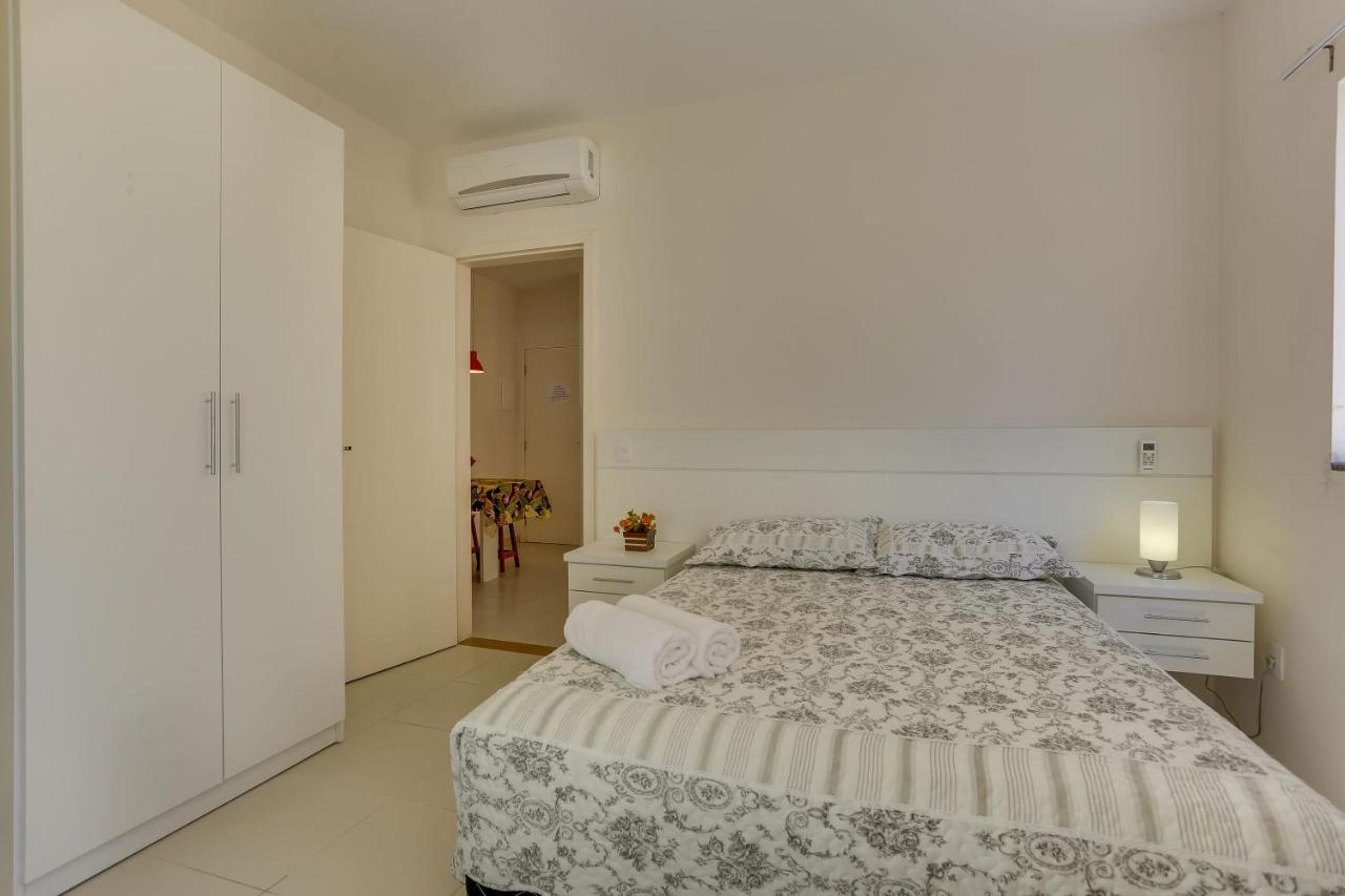Lopes Residence Uma Quadra Do Mar Ingleses ฟลอเรียนอโปลิส ภายนอก รูปภาพ
